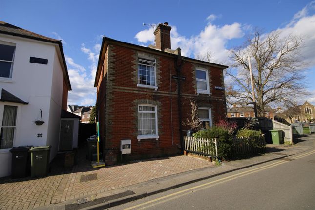 Thumbnail Property to rent in New Cross Road, Guildford