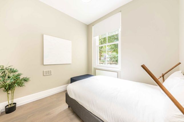 Flat 2, 86, Edith Grove, London photo 4