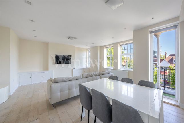 3-bed house on Flat 10, West Heath Court,, North End Road, London, £3,500/mo