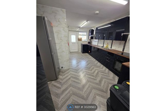 Loxton Drive, Bath photo 4