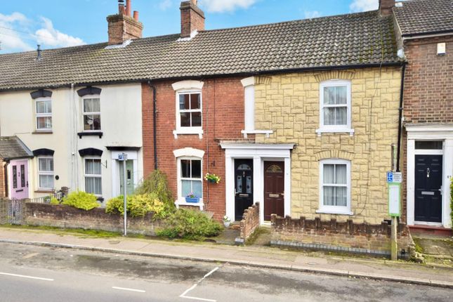 Thumbnail Terraced house for sale in Wing Road, Linslade