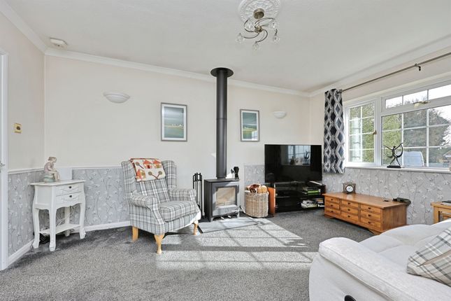 27, Sydney Dye Court, Sporle photo 2