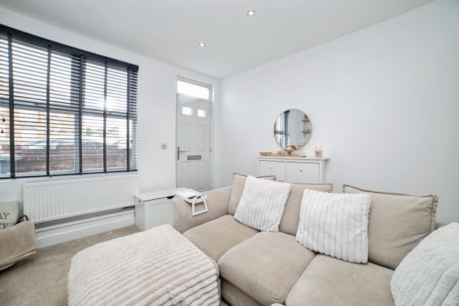 31, Huthwaite Road, Nottinghamshire photo 4