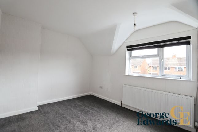 8, School Street, SWADLINCOTE photo 4