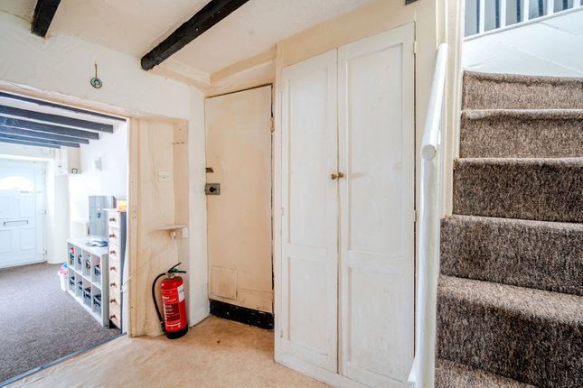 27 High Street, North Tawton Devon, Devon photo 4