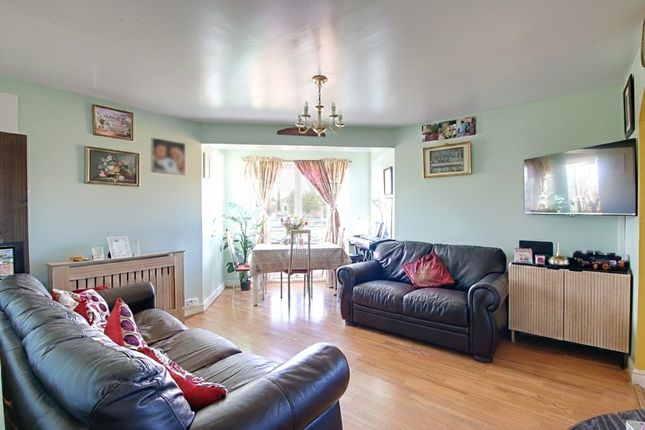 Flat 8, Greener Court, 1, Martini Drive, Enfield photo 2