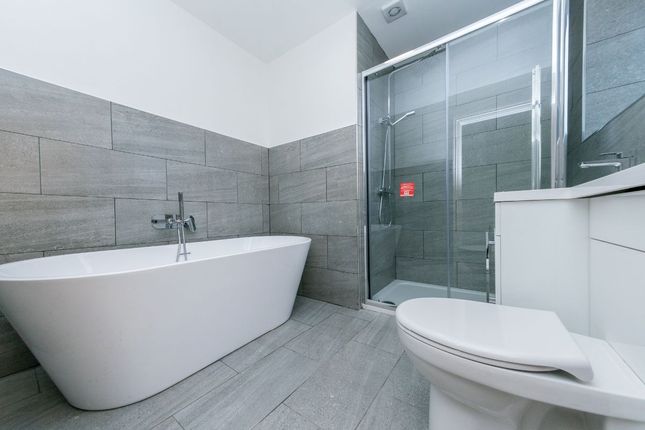 19 Gipsy Lane, Leeds photo 4