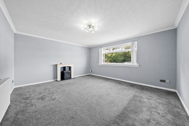17, Hirst Court, Stirling photo 2