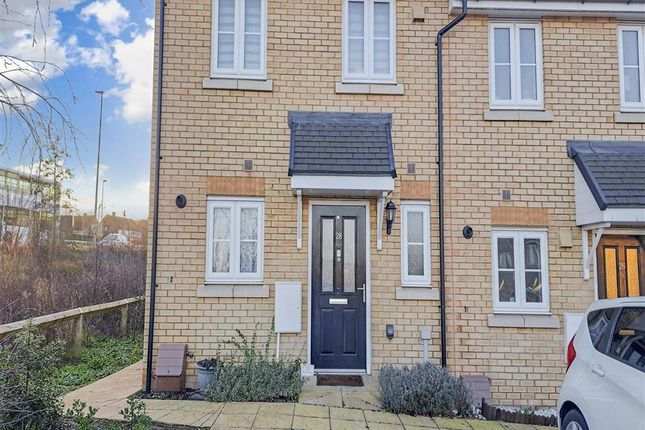 End terrace house for sale in Sparrow Drive, Chattenden, Rochester, Kent