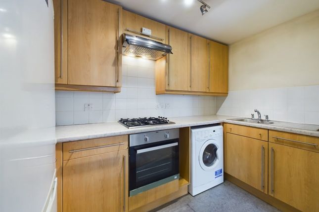Flat for sale in Cassilis Road, London
