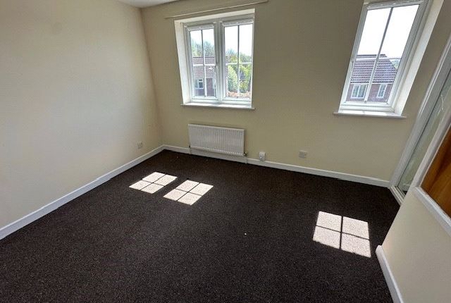 14, Magpie Way, Telford photo 4