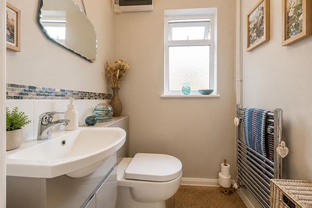 62, Summerhayes, Milton Keynes photo 3