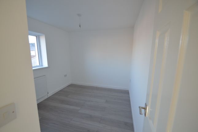 Grindcobbe Grove, Rugeley photo 4
