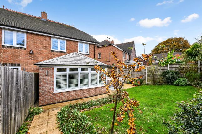 15, Woodlands Avenue, Rowlands Castle photo 2