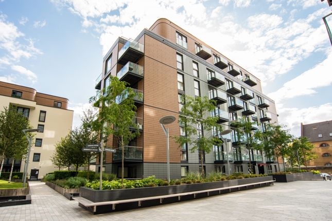 property for rent in Cordage House, 15 Cobblestone Square, Wapping, London E1W
