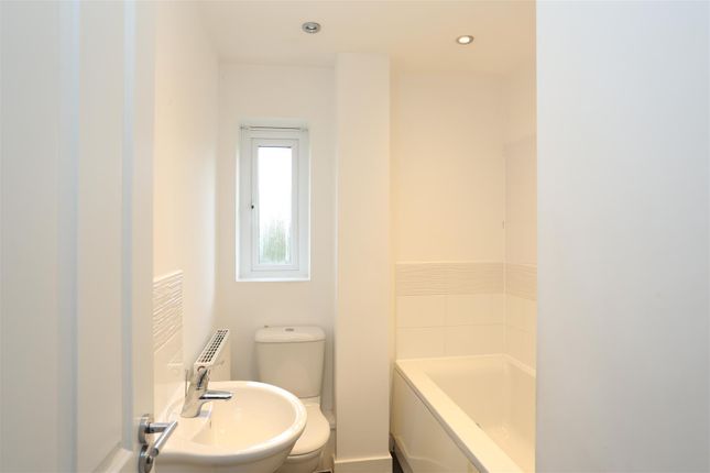 End terrace house for sale in Chester Road, Wellingborough