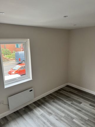 Stoke Road, Slough photo 5