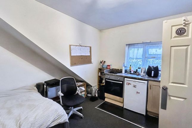 37Yyt9Oehe-Qkn1G8i0Lcq