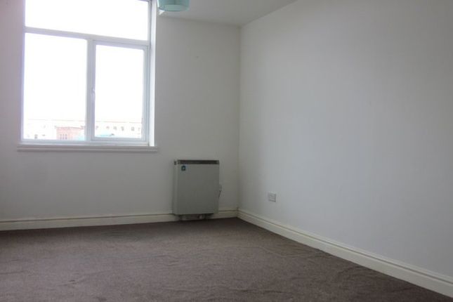 Flat to rent in Drewry Court, Derby
