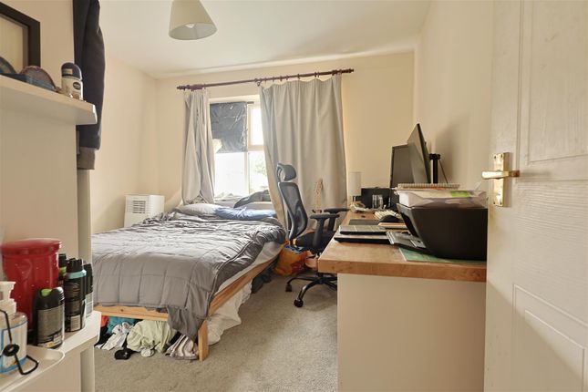 14, Belvedere Gardens, Newcastle Upon Tyne photo 4