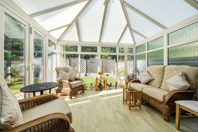 Whistley Close, Berkshire photo 4
