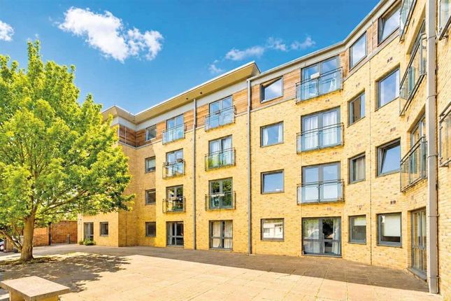 Flat 61 and parking space 61, 39, Effra Parade, BRIXTON photo 4