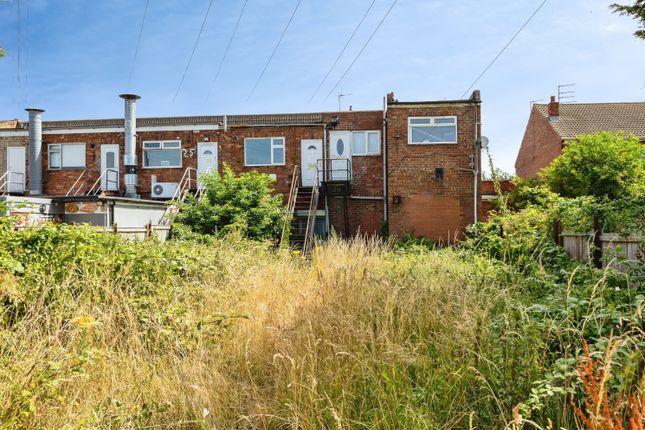 21, Ennis Square, Redcar photo 3