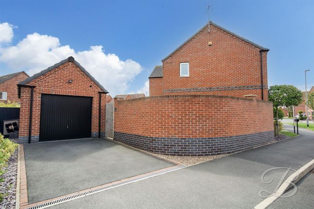 2, Blackbird Drive, Newark photo 2