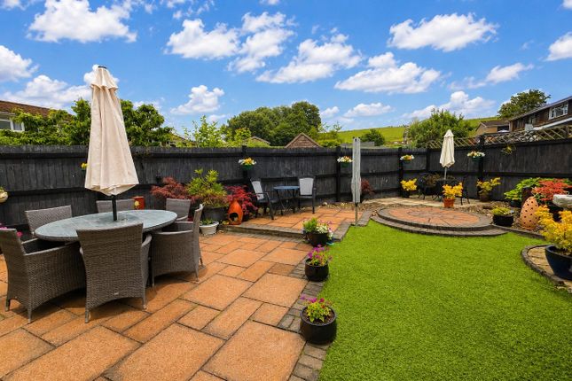 20a, Wern Gifford, Abergavenny photo 3