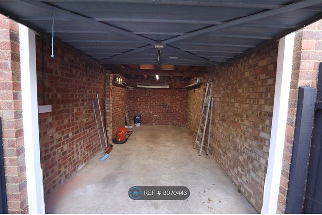 Cedar Avenue, Kesgrave, Ipswich photo 5