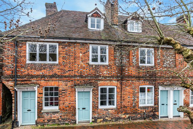 Thumbnail Terraced house for sale in High Street, Brasted, Westerham