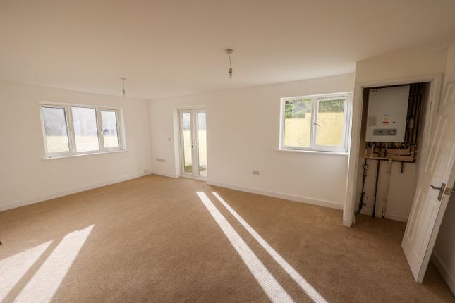 9a, Tanhouse Road, Lostwithiel photo 4