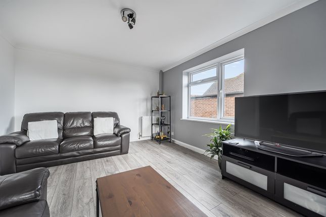 Flat 7, Farm Road, Maidenhead photo 4