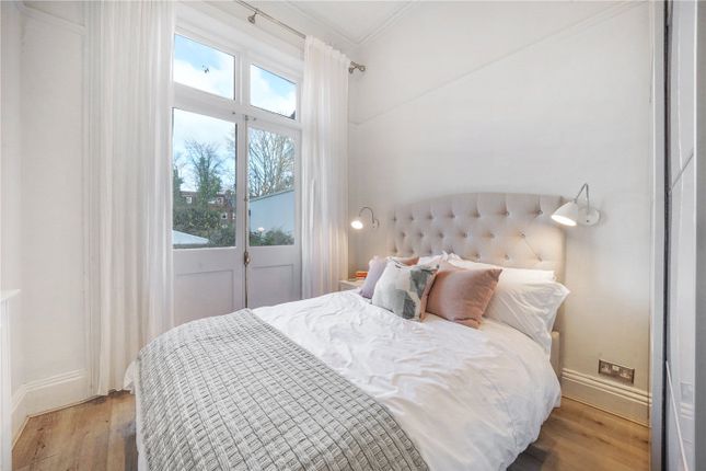 Flat 3, 18, Langford Place, St John's Wood photo 4