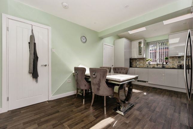 109, Aston Avenue, Greater Manchester photo 4