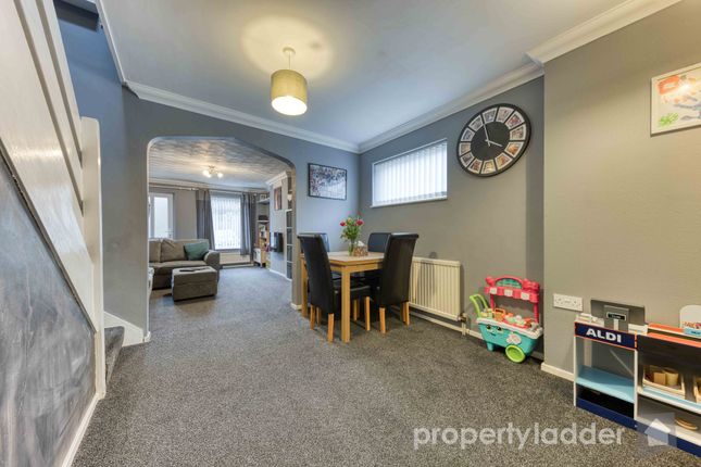 End terrace house for sale in Whitethorn Close, Norwich