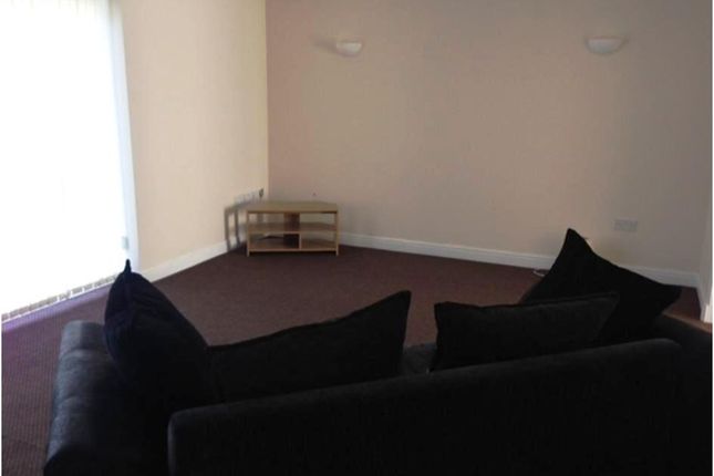 Room to rent in Ashlea Development, Stalybridge, Ashton Under Lyne