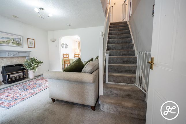 22, Oaktree Way, Bridgwater photo 3