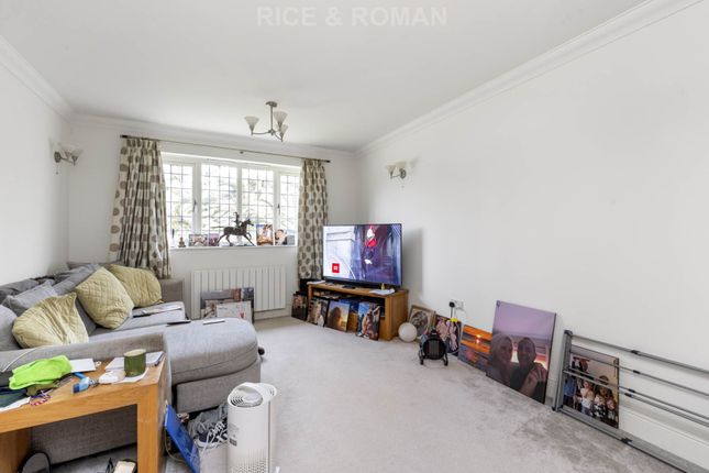 39 Ashcroft Place, Epsom Road, Leatherhead photo 2