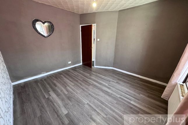 18, Scott Street, Treorchy photo 5