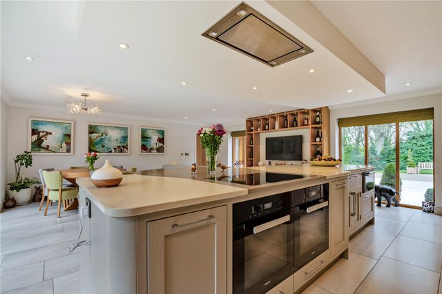 The Beeches, 697, Barnsley Road, Wakefield photo 4
