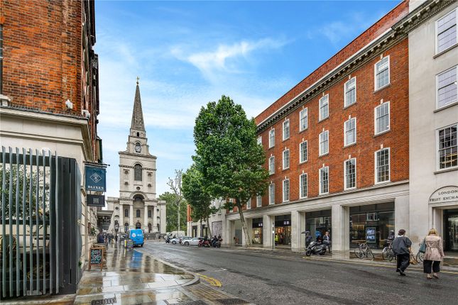 Flat to rent in Brushfield Street, Spitalfields, London