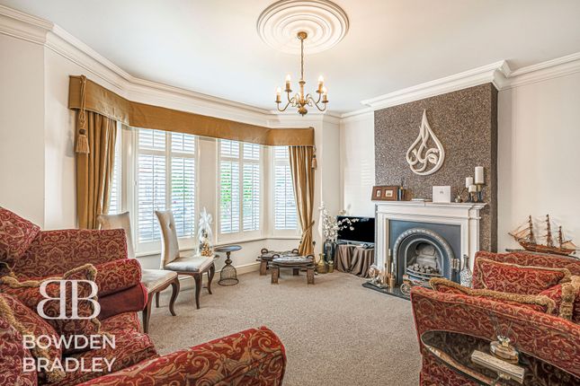 108 Kingston Road, Ilford photo 2