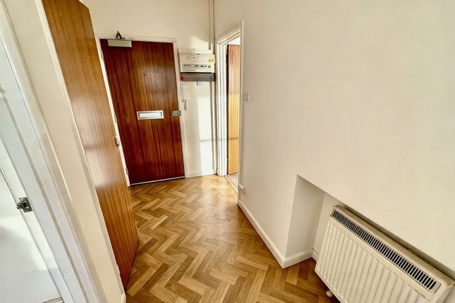 Flat 9, Victoria House, Ramsgate photo 4