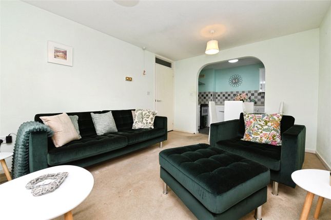17, Primrose Court, Brentwood photo 4