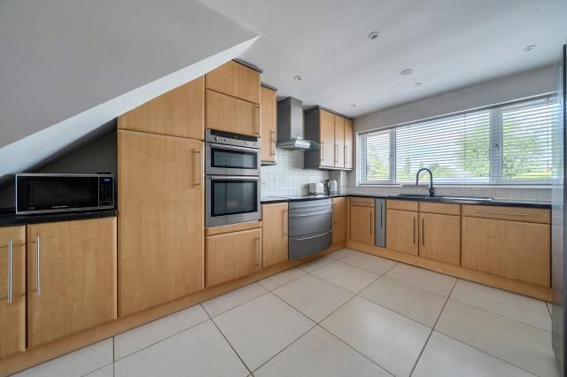 32, Orchard Road, Bicester photo 4