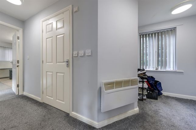 Langwood Court, Rossendale photo 3