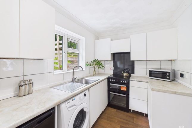 116 The Avenue, Brighton photo 3