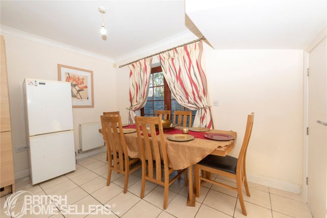 8, Oxenhope Way, Milton Keynes photo 4