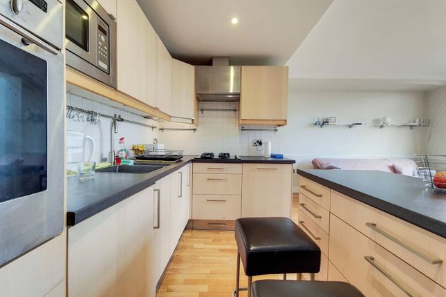 Thumbnail Flat to rent in Town Meadow, Brentford